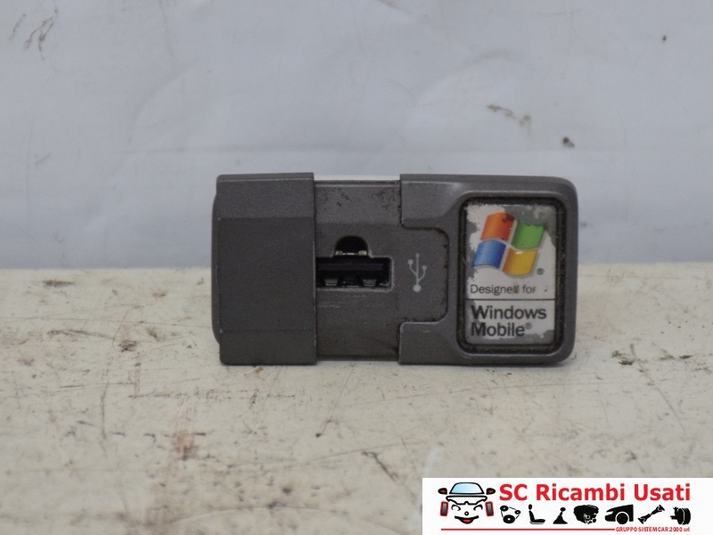 Presa Usb Fiat Punto Evo 735493636 - 25506 Presa Usb Fiat Punto Evo 735493636 - 25506