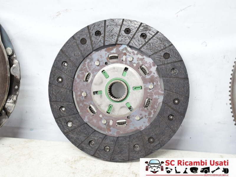 A0262500501 A0262500501 KIT FRIZIONE E VOLANO MERCEDES Classe A Serie (W176) benzina