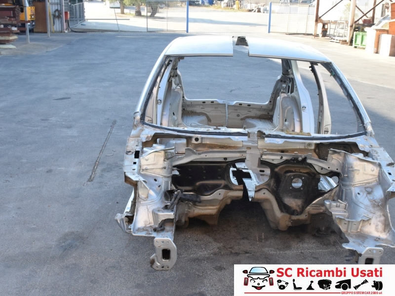 Fianco Fiancata Destra Volkswagen Golf 6 - 27008 Fianco Fiancata Destra Volkswagen Golf 6 - 27008