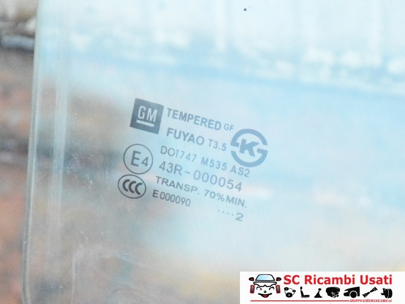 Vetro Scendente Posteriore Dx Chevrolet Orlando  - 27976