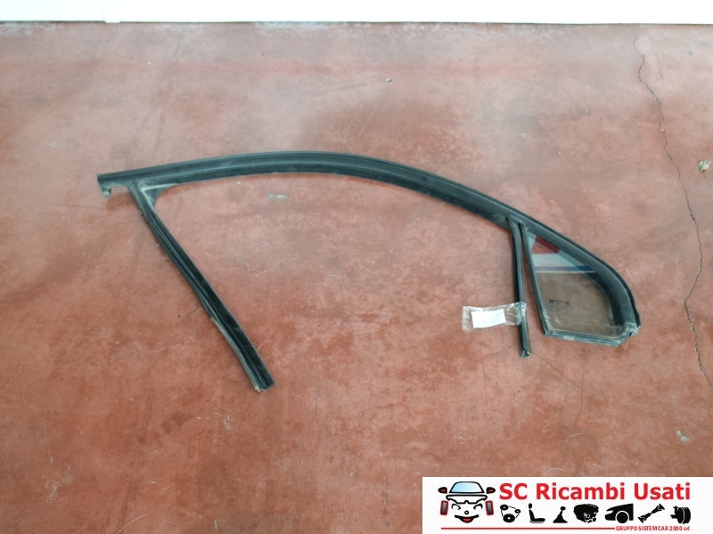 Vetro Fisso Anteriore Destro Chevrolet Orlando 95230967 - 29336