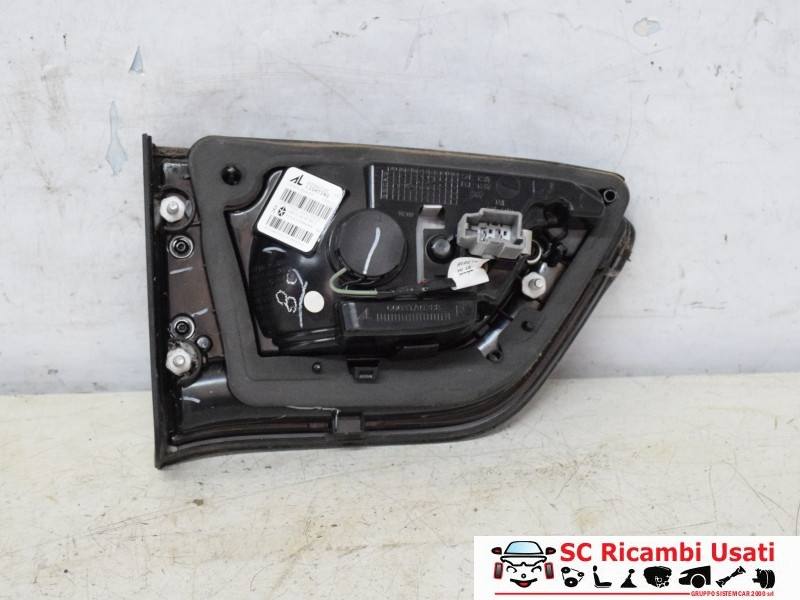 STOP FANALE POSTERIORE DESTRO JEEP Compass Serie 55112684AB (16>)