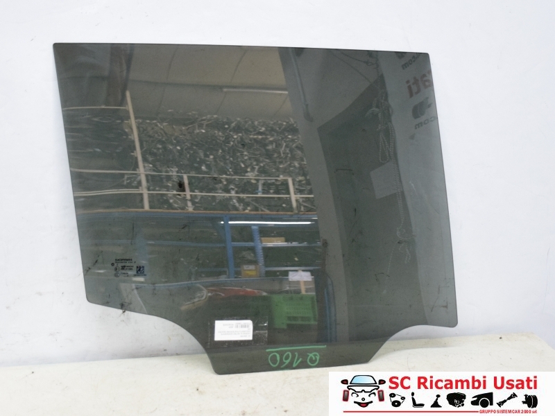 Vetro Oscurato Posteriore Destro Jeep Renegade Vetro Oscurato Posteriore Destro Jeep Renegade