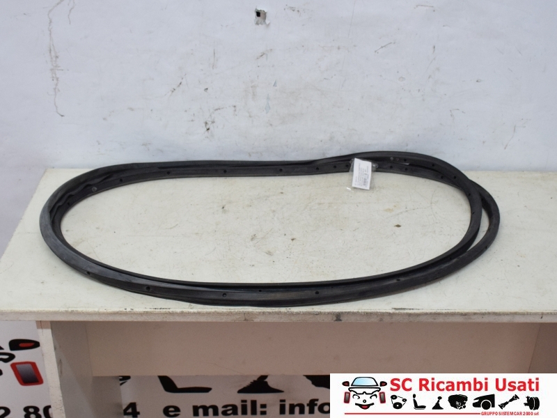 Guarnizione Anteriore Destra Jeep Renegade Guarnizione Anteriore Destra Jeep Renegade