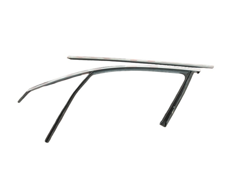 Guarnizione Anteriore Sinistra Cromata Fiat 500x Guarnizione Anteriore Sinistra Cromata Fiat 500x