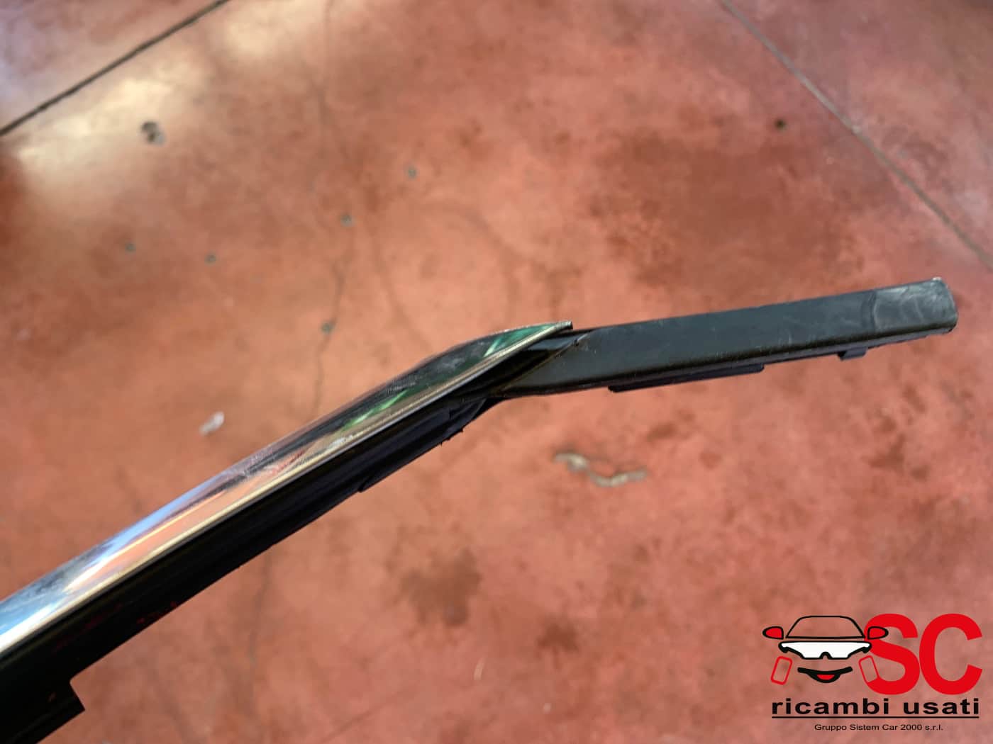 Guarnizione Porta Anteriore Dx Cromata Fiat 500x  - Q00277