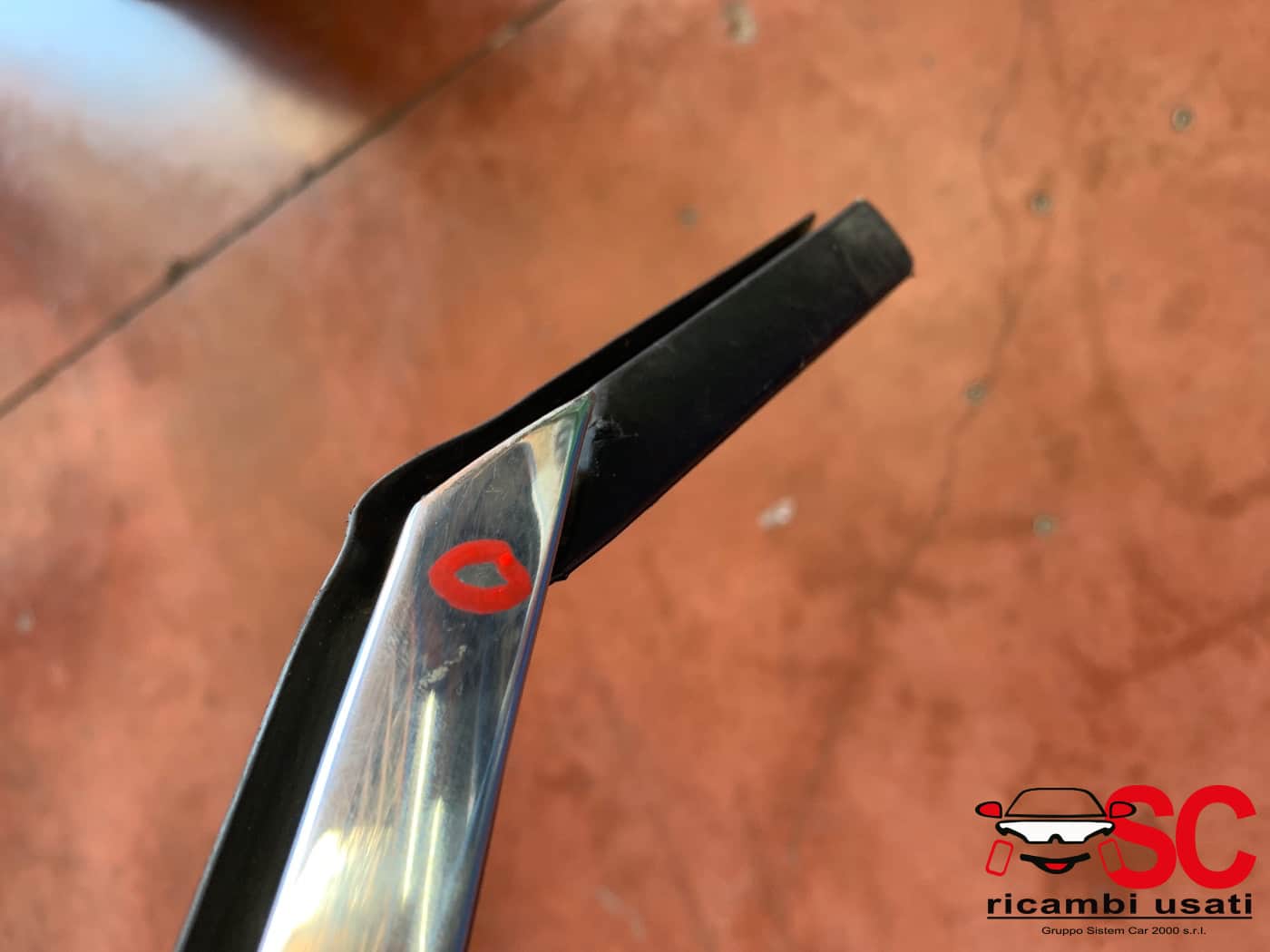 Guarnizione Porta Anteriore Dx Cromata Fiat 500x  - Q00277