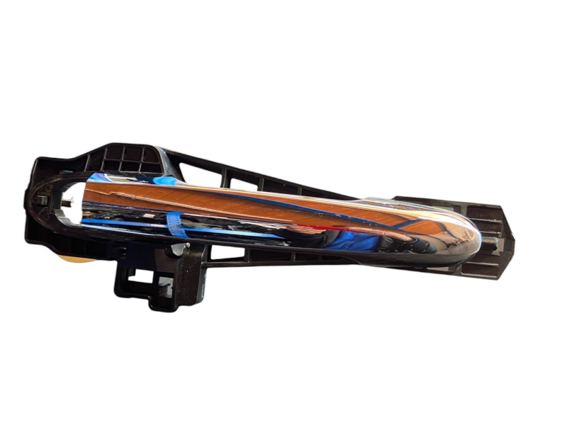 Maniglia Porta Anteriore Sx Cromata Fiat 500l 51884126 - Q00325 Maniglia Porta Anteriore Sx Cromata Fiat 500l 51884126 - Q00325