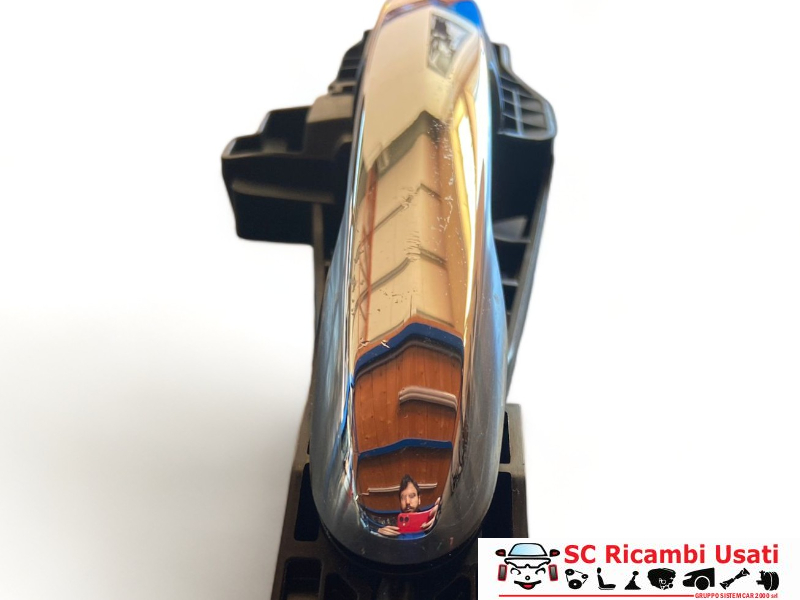 Maniglia Porta Anteriore Sx Cromata Fiat 500l 51884126 - Q00325 Maniglia Porta Anteriore Sx Cromata Fiat 500l 51884126 - Q00325