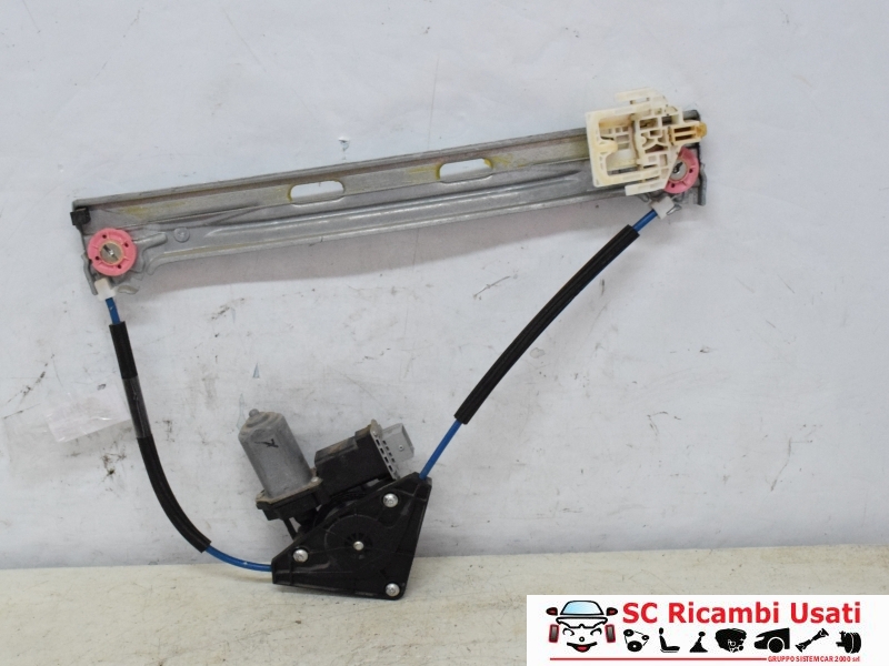 Alzavetro Posteriore Sinistro Fiat 500l 51980516 Alzavetro Posteriore Sinistro Fiat 500l 51980516