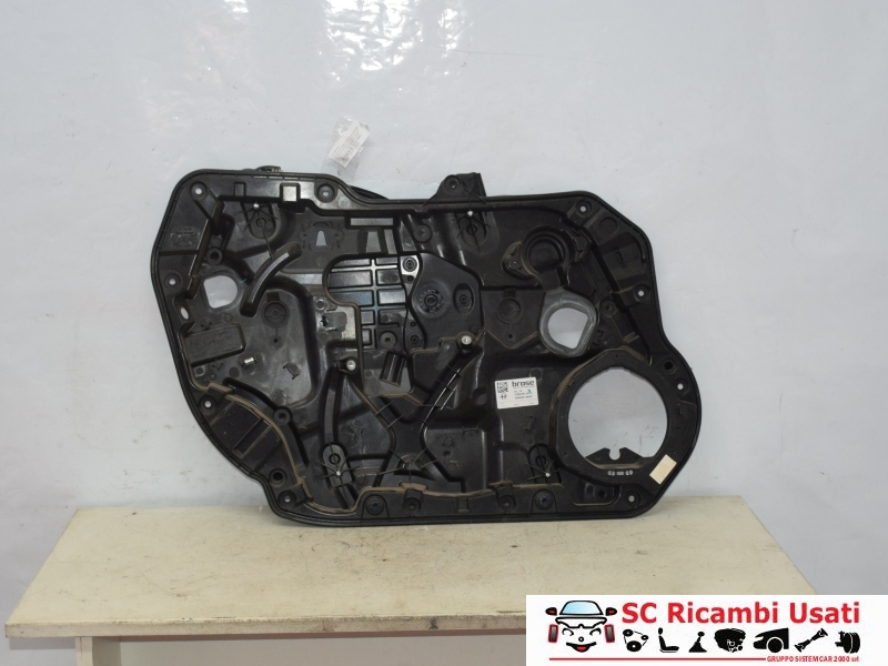 Alzavetro Anteriore Sinistro Alfa Romeo Giulia Alzavetro Anteriore Sinistro Alfa Romeo Giulia