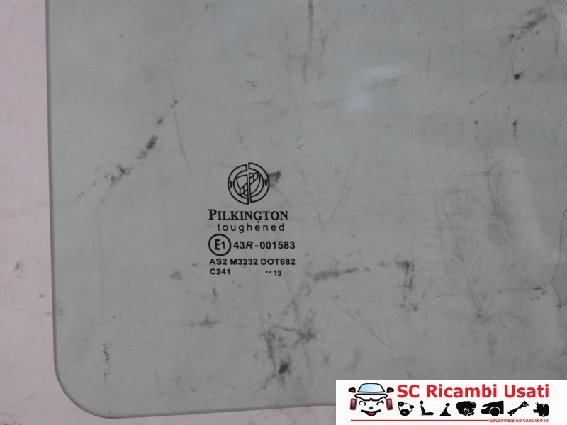 Vetro Scendente Posteriore Sinistro Lancia Y Vetro Scendente Posteriore Sinistro Lancia Y