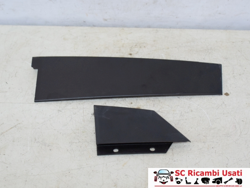Modanatura Porta Sinistra Fiat 500 Opaca Modanatura Porta Sinistra Fiat 500 Opaca
