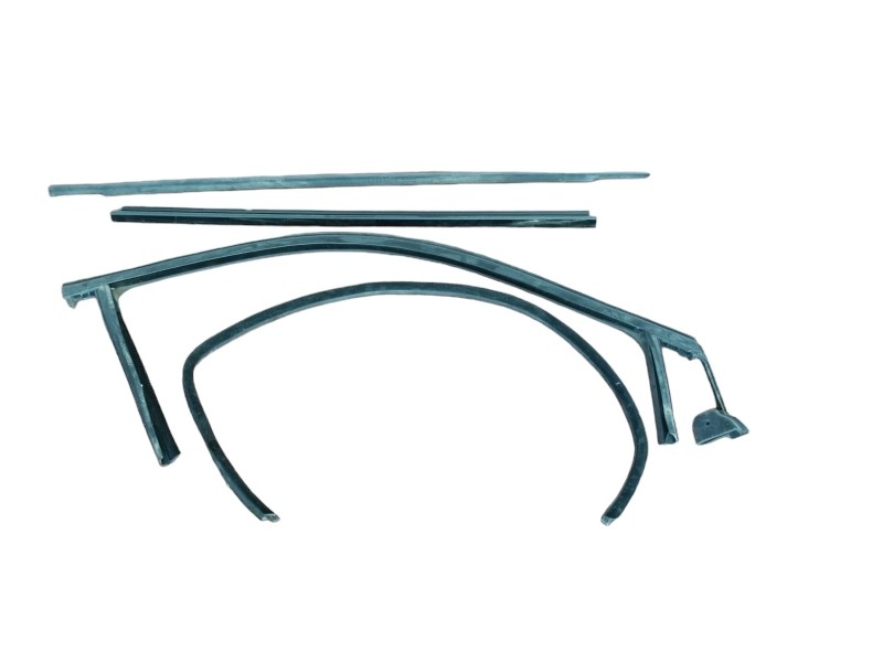 Guarnizione Guida Vetro Porta Destra Fiat 500 Guarnizione Guida Vetro Porta Destra Fiat 500