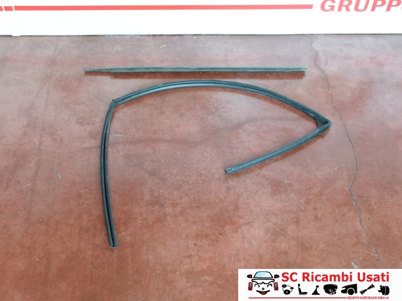 Guarnizione Anteriore Sinistra Fiat Fullback Guarnizione Anteriore Sinistra Fiat Fullback