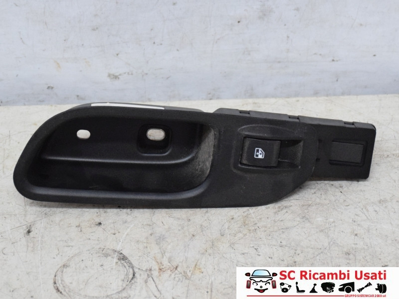 PULSANTE ALZAVETRO POSTERIORE DESTRO FIAT Tipo Serie (357) Berlina 735735192 (16>20)
