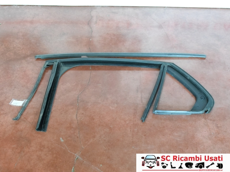 GUARNIZIONE PORTIERA POSTERIORE SINISTRA FIAT Tipo Serie (356_) Station Wagon (16>)
