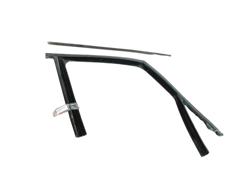 GUARNIZIONE PORTIERA ANTERIORE DESTRA FIAT 500 L Serie (351_352) 51884147 (12>)