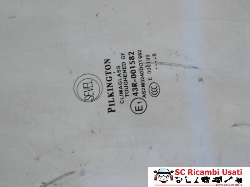 VETRO SCENDENTE ANTERIORE SINISTRO FIAT Ducato 6° Serie 71751340 (17>21)