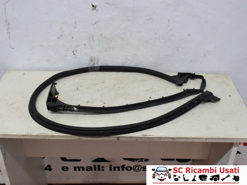 GUARNIZIONE PORTIERA POSTERIORE SINISTRA FIAT Ducato 6° Serie (17>21)