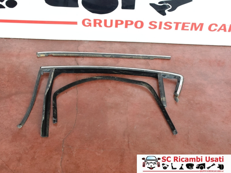 GUARNIZIONE PORTIERA POSTERIORE SINISTRA ALFA ROMEO Giulietta Serie (940_) 50511610 (13>)