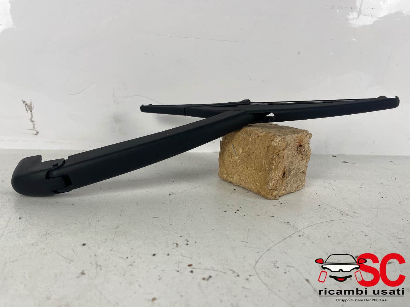 BRACCIO TERGICRISTALLO POSTERIORE FIAT 500 Serie (15>)