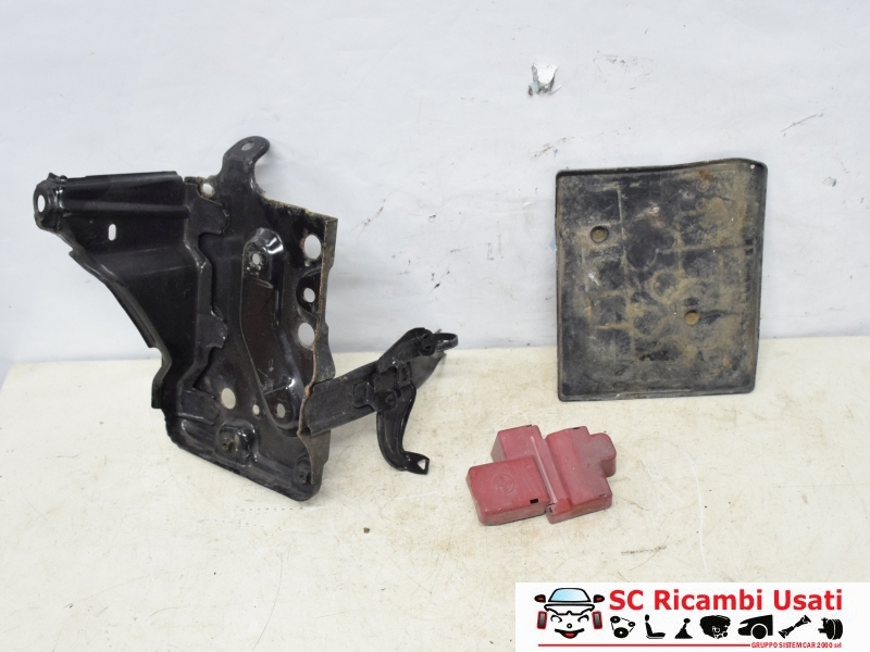 Supporto Batteria Toyota Yaris - 29653 Supporto Batteria Toyota Yaris - 29653