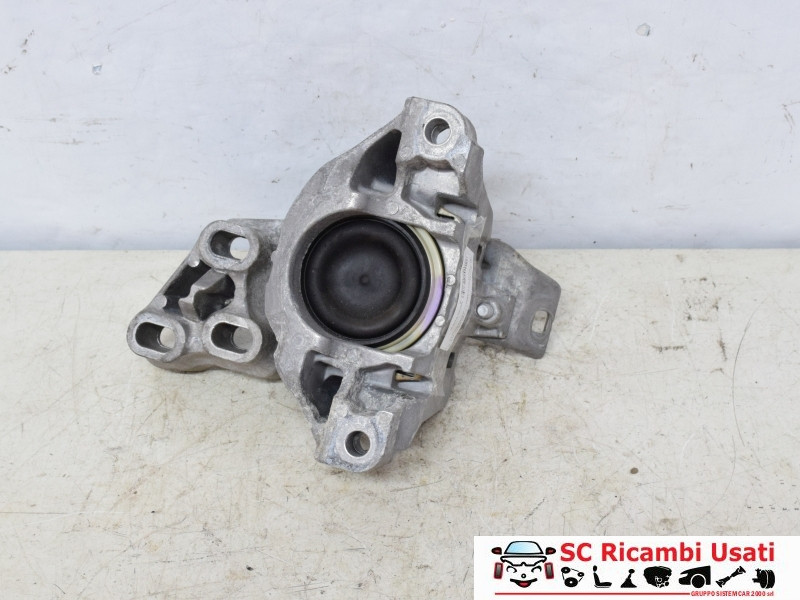 SUPPORTO CAMBIO MERCEDES Classe A Serie (W176) A2462400217 diesel (12>18)