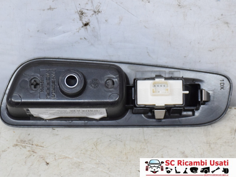 PULSANTE ALZAVETRO POSTERIORE DESTRO JEEP Renegade Serie 735603978 (18>)