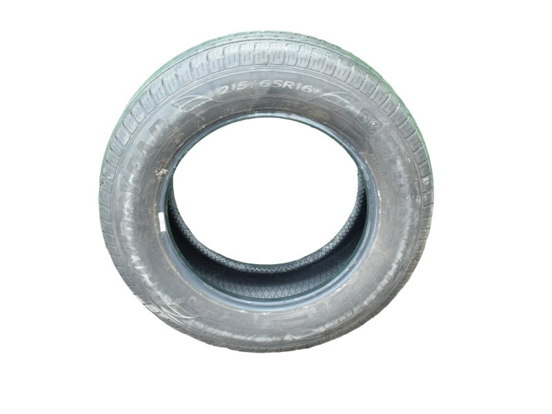 1 PNEUMATICO GOODYEAR 215/65 R16