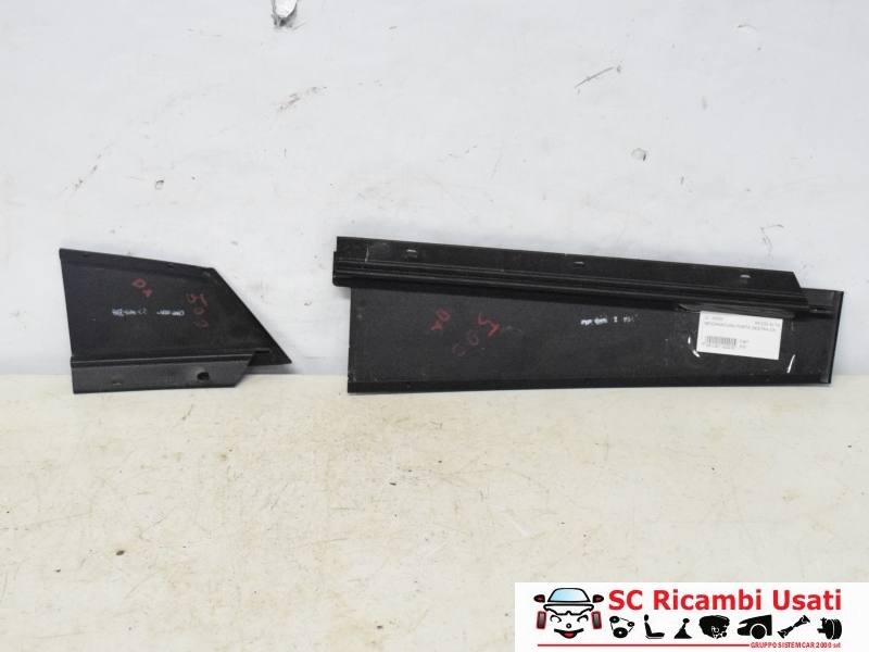 Modanatura Montante Porta Destra Fiat 500  - 28550