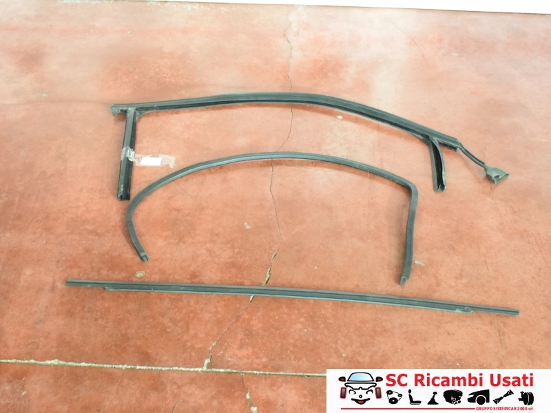 Guarnizione Porta Destra Fiat 500  - 28552