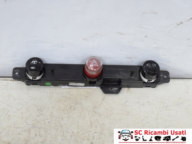 Pulsantiera 4 Frecce Fiat 500 735451108 - 30262 Pulsantiera 4 Frecce Fiat 500 735451108 - 30262