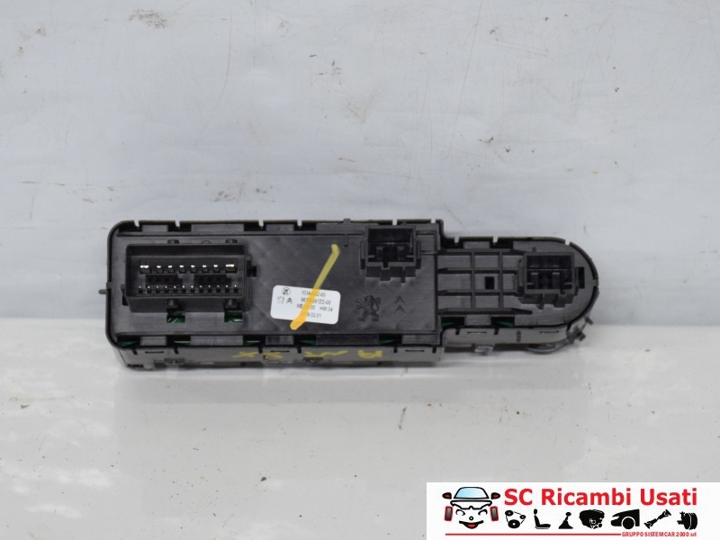 Pulsantiera Anteriore Sinistra Opel Crossland X 96788281ZD - 34275 Pulsantiera Anteriore Sinistra Opel Crossland X 96788281ZD - 34275