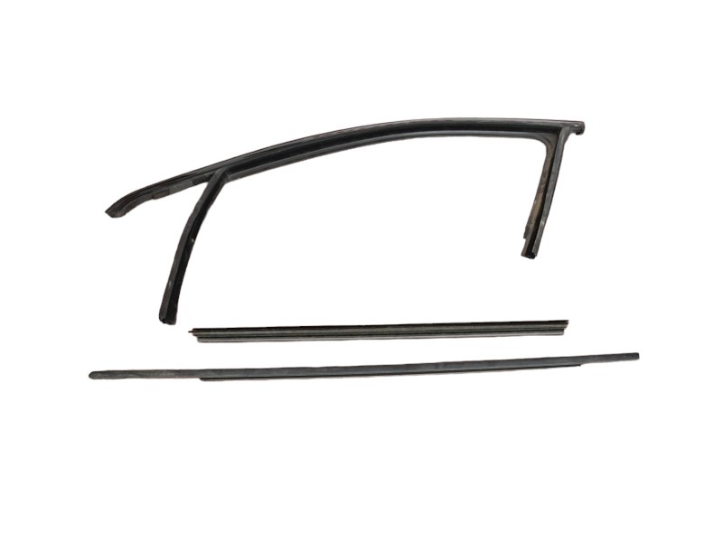 Guarnizione Nera Anteriore Sinistra Jeep Compass  - N00229