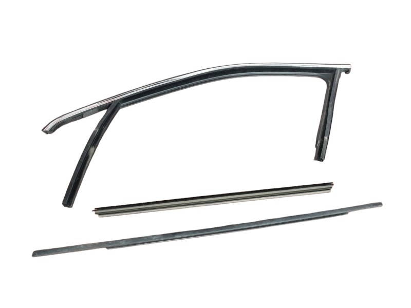 Guarnizione Cromata Anteriore Sx Jeep Compass - N00231 Guarnizione Cromata Anteriore Sx Jeep Compass - N00231