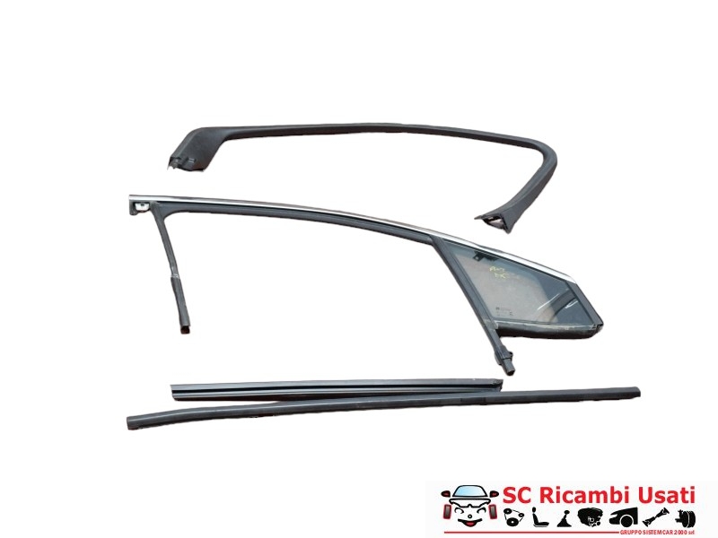 Guarnizione Porta Anteriore Dx Opel Crossland X 39125417 - 34321