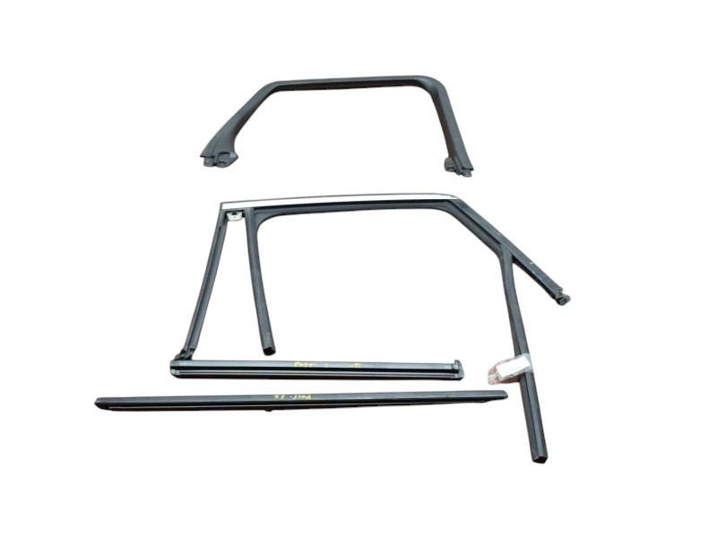 Guarnizione Porta Posteriore Sx Opel Crossland X 39125418 - 34323 Guarnizione Porta Posteriore Sx Opel Crossland X 39125418 - 34323