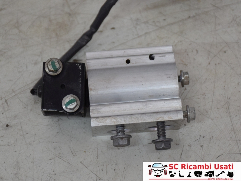 Valvola Tubo Aria Condizionata Renault Zoe 924893668R 4433101182 - 31615 Valvola Tubo Aria Condizionata Renault Zoe 924893668R 4433101182 - 31615