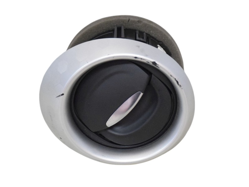 Diffusore Aria Condizionata Renault Clio 4 687605663R - 31851 Diffusore Aria Condizionata Renault Clio 4 687605663R - 31851
