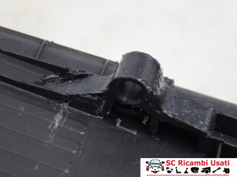 Cassetto Portaoggetti Renault Clio 4 681085851R - 31856 Cassetto Portaoggetti Renault Clio 4 681085851R - 31856