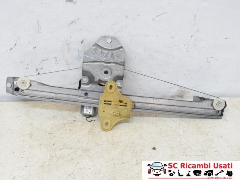 Alzavetro Anteriore Destro Renault Clio 4 807205569R - 31970