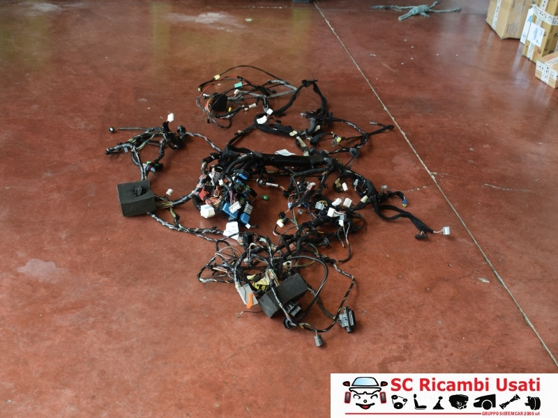 Cablaggio Abitacolo Renault Clio 4 Sw 241638526R - 31980 Cablaggio Abitacolo Renault Clio 4 Sw 241638526R - 31980