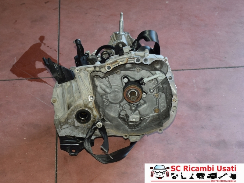 Cambio Renault Clio 4 1.2 Benzina 320106671R 8200276017 - 33063