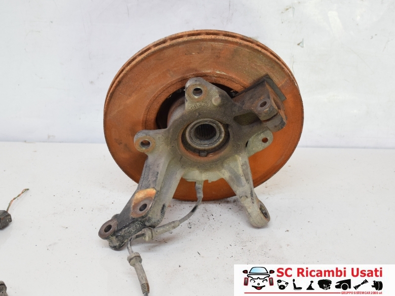 Mozzo Anteriore Sinistro Renault Clio 4 400158668R - 34470