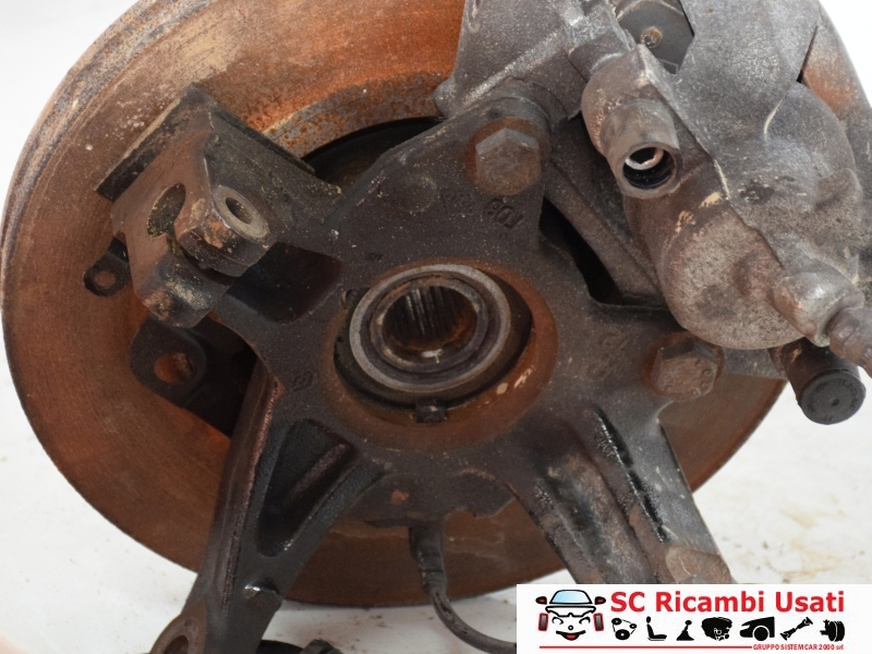 Mozzo Anteriore Destro Renault Clio 4 1.2 Benzina 400145894R - 34779