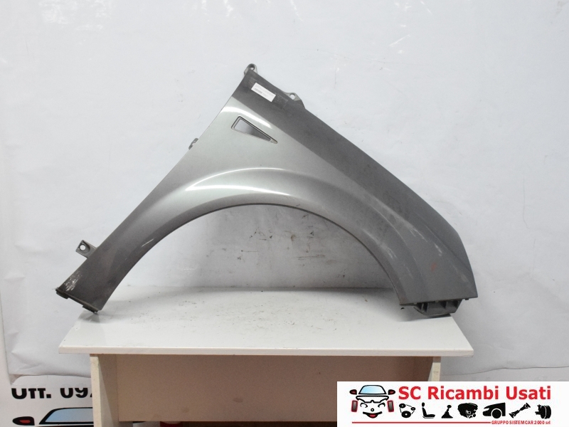Parafango Anteriore Destro Renault Scenic - 35203 Parafango Anteriore Destro Renault Scenic - 35203