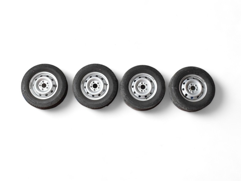 Cerchi In Ferro R15 Fiat Ducato Con Gomme Dot 22 Cerchi In Ferro R15 Fiat Ducato Con Gomme Dot 22