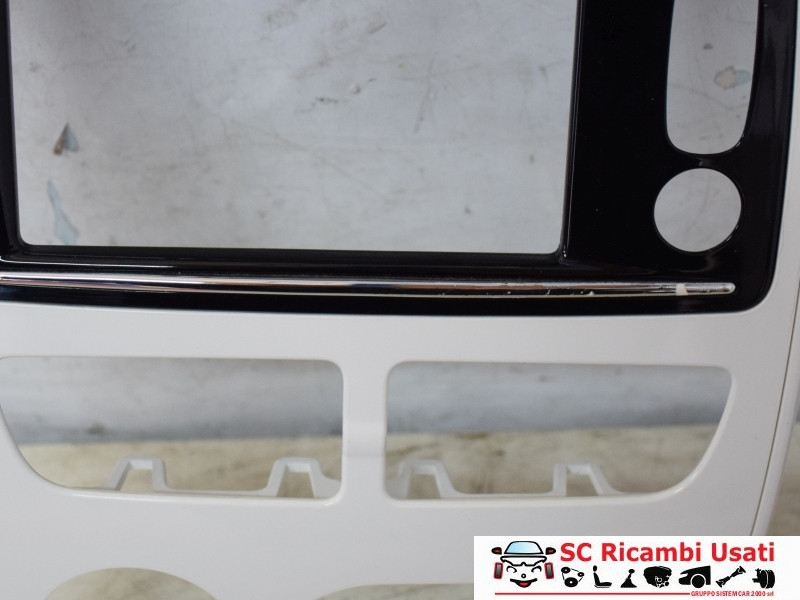 CORNICE AUTORADIO RENAULT ZOE Serie 682602671R (13>18)