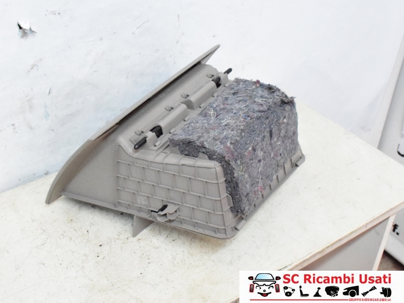 Cassetto Portaoggetti Renault Zoe 681088547R - 31677 Cassetto Portaoggetti Renault Zoe 681088547R - 31677